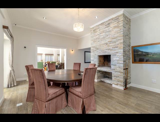 4 BEDROOM HOUSE TO LET IN STELLENBOSCH FARMS