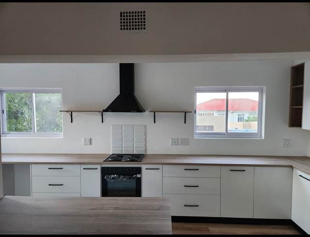 2 bed property to rent in LANGERUG