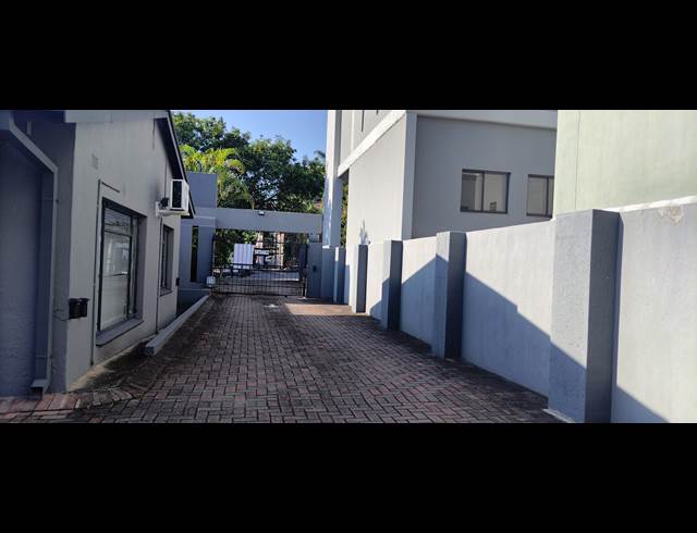 132M² OFFICE TO LET IN SONHEUWEL