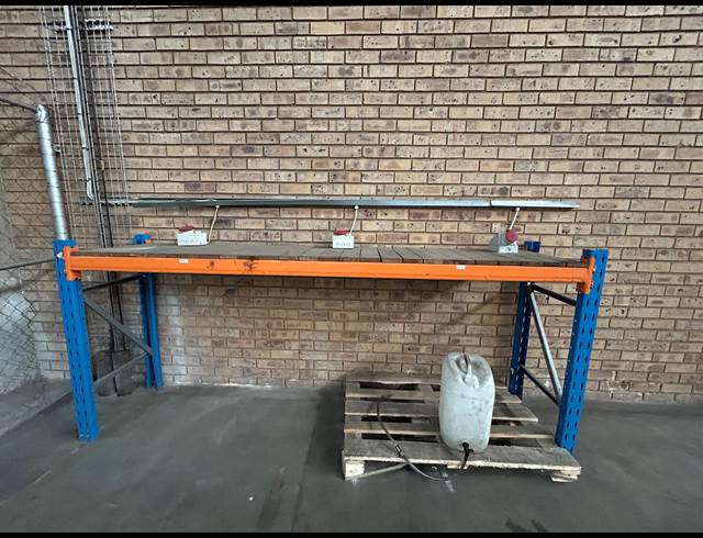 3,050M² WAREHOUSE TO LET IN ISANDO
