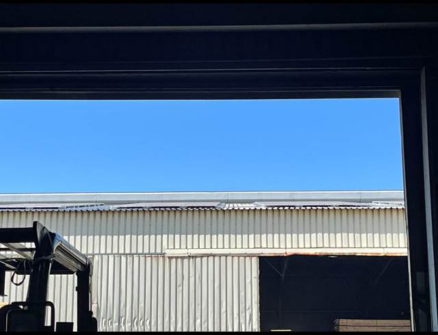 2,500M² WAREHOUSE TO LET IN SPARTAN