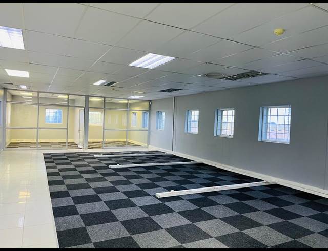 2,000M² OFFICE TO LET IN GLEN AUSTIN AH