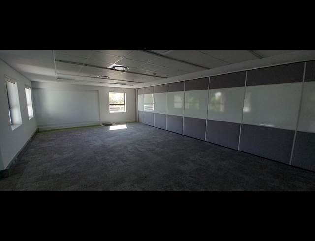 668M² OFFICE TO LET IN WOODMEAD