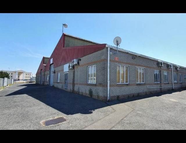 2,400M² FACTORY TO LET IN AIRPORT INDUSTRIA