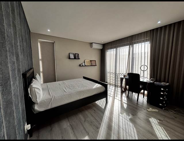 4 BEDROOM CLUSTER TO LET IN SANDOWN