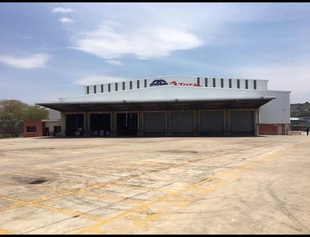 3,578M² WAREHOUSE TO LET IN RIVERHORSE VALLEY