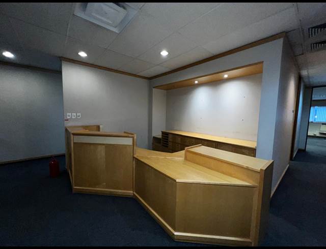 2,371M² OFFICE TO LET IN CAPE TOWN CITY CENTRE