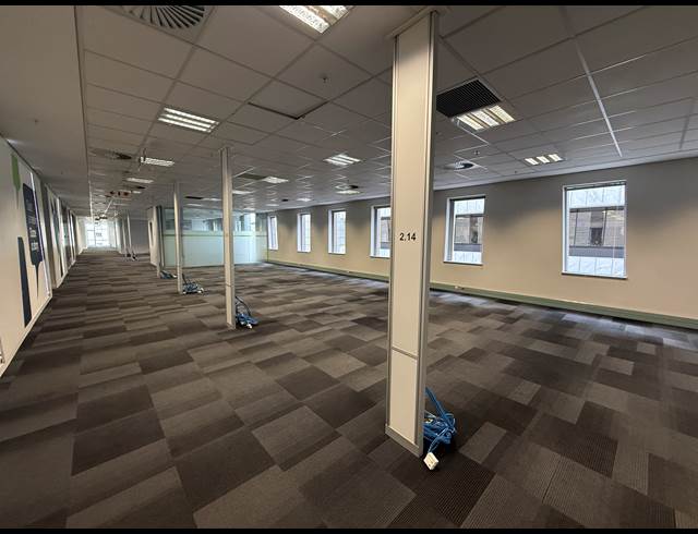 1,742M² OFFICE TO LET IN SANDTON CENTRAL