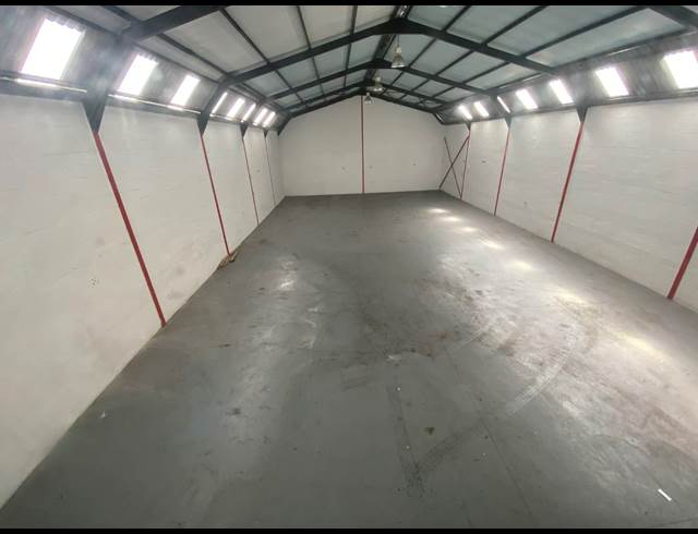 500M² WAREHOUSE TO LET IN KILLARNEY GARDENS