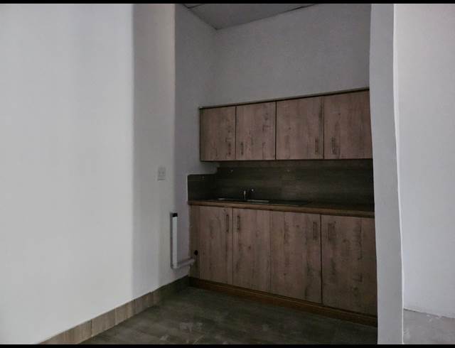 160M² RETAIL TO LET IN MAGALIESKRUIN
