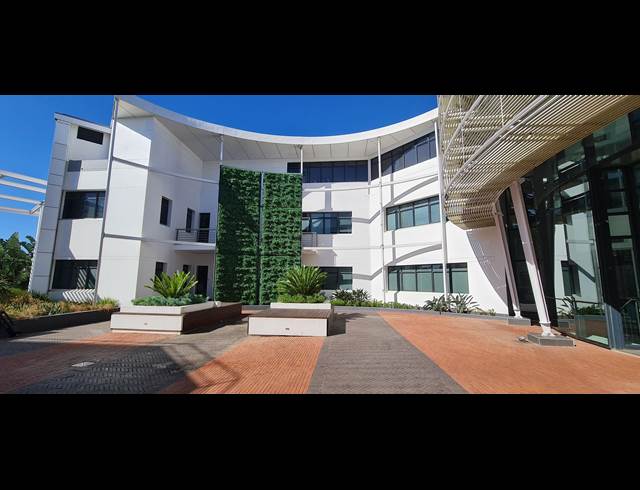 1,436M² OFFICE TO LET IN LA LUCIA RIDGE