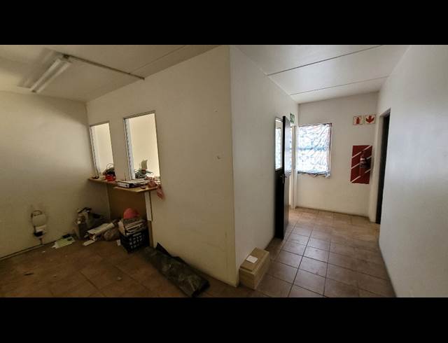 520M² WAREHOUSE TO LET IN BELLVILLE SOUTH