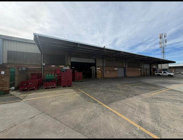 3,197M² WAREHOUSE TO LET IN OTTERY
