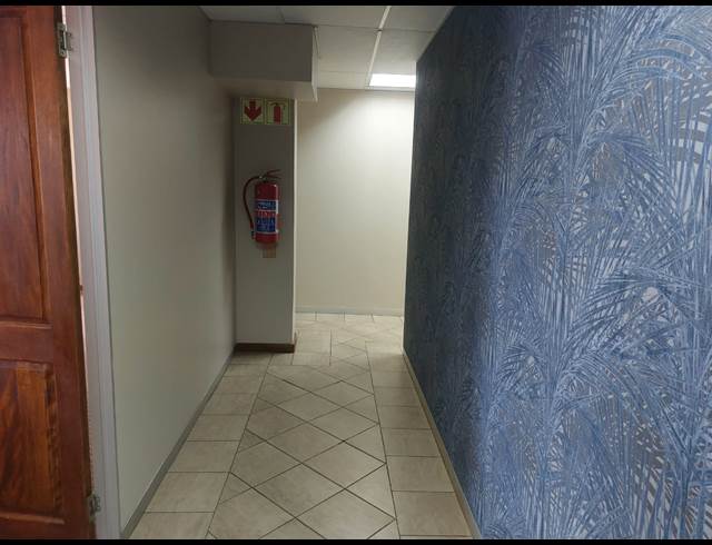 150M² OFFICE TO LET IN TIJGER VALLEI