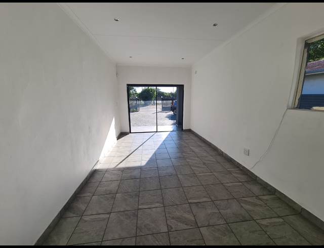 24M² BUSINESS CENTRE RENTED IN VANDERBIJLPARK SW 5