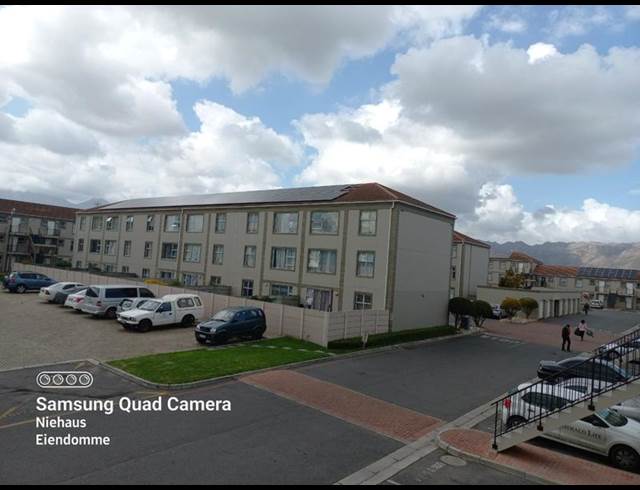 2 BEDROOM PROPERTY TO RENT IN GULDENLAND