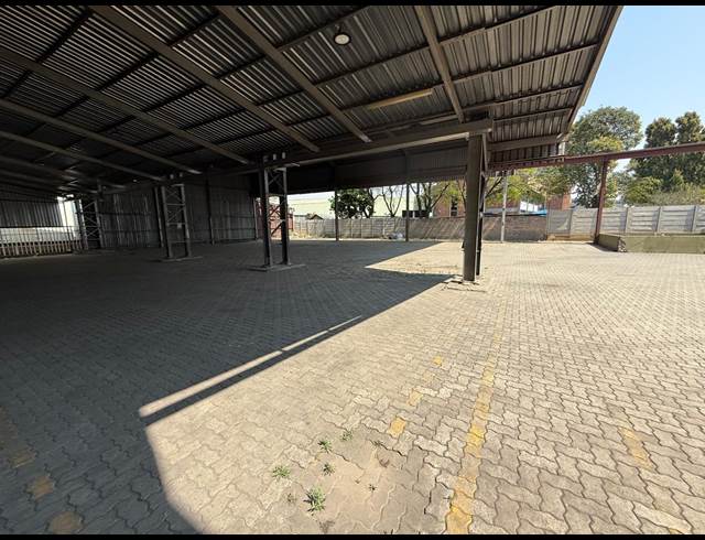 1,800M² WAREHOUSE TO LET IN CITY DEEP