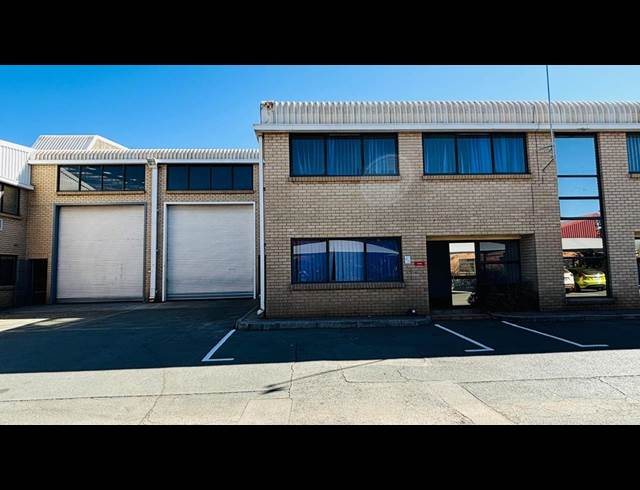 850M² WAREHOUSE TO LET IN STORMILL