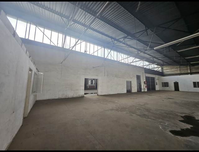 1,524M² WAREHOUSE TO LET IN PRETORIA WEST