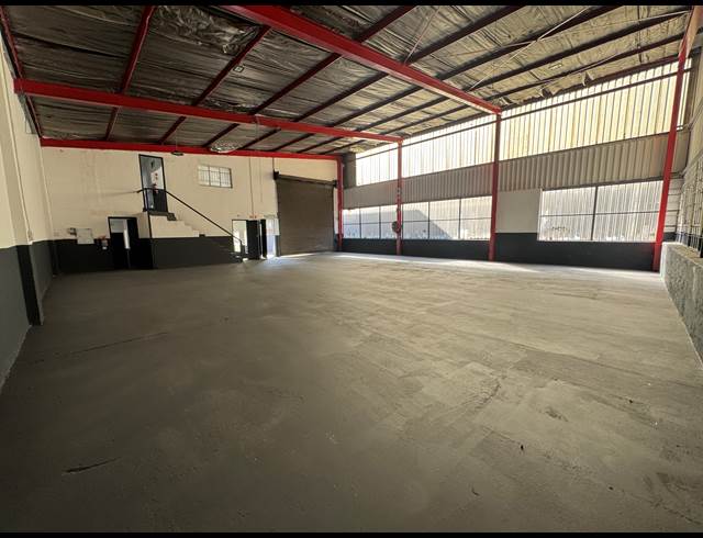 377M² WAREHOUSE TO LET IN WYNBERG