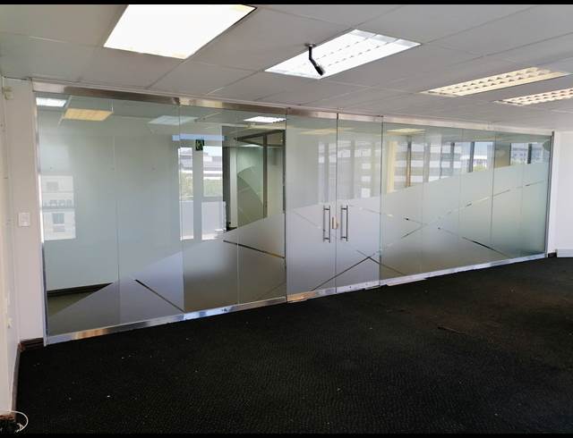 632M² OFFICE TO LET IN TYGER WATERFRONT