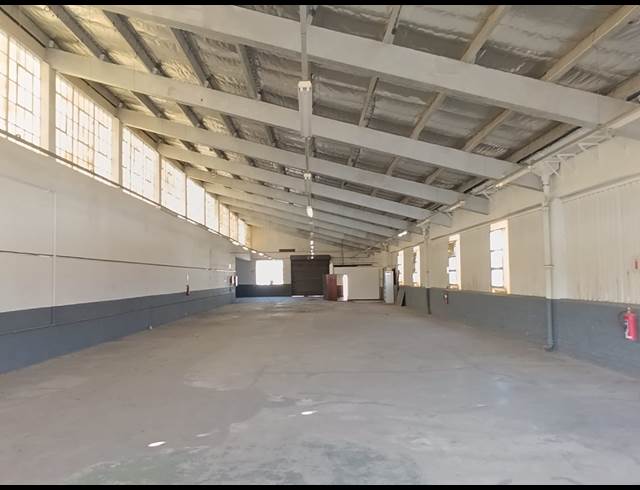 617M² WAREHOUSE TO LET IN PINETOWN CENTRAL