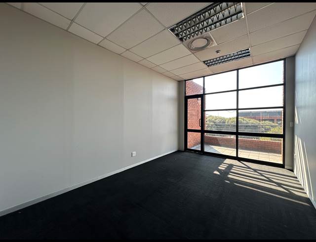 142.10M² OFFICE TO LET IN HIGHVELD TECHNOPARK