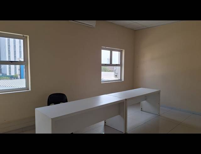 343M² OFFICE TO LET IN NELSPRUIT CENTRAL