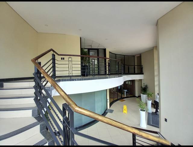 512M² OFFICE TO LET IN BRYANSTON