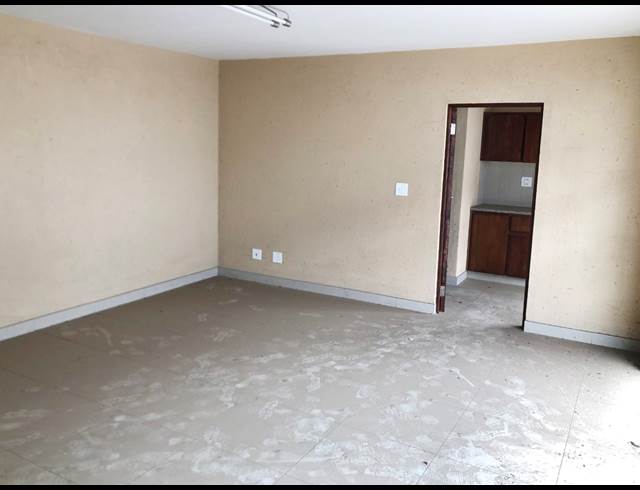 334M² OFFICE TO LET IN POMONA AH