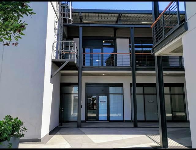 765.20M² OFFICE TO LET IN DURBANVILLE CENTRAL