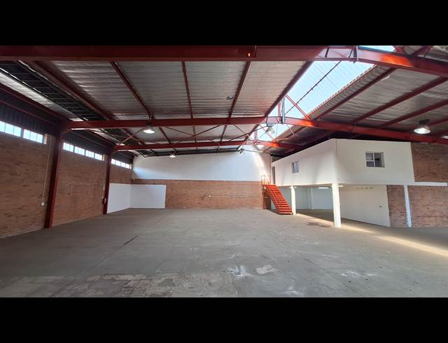 525M² WAREHOUSE TO LET IN STRIJDOMPARK