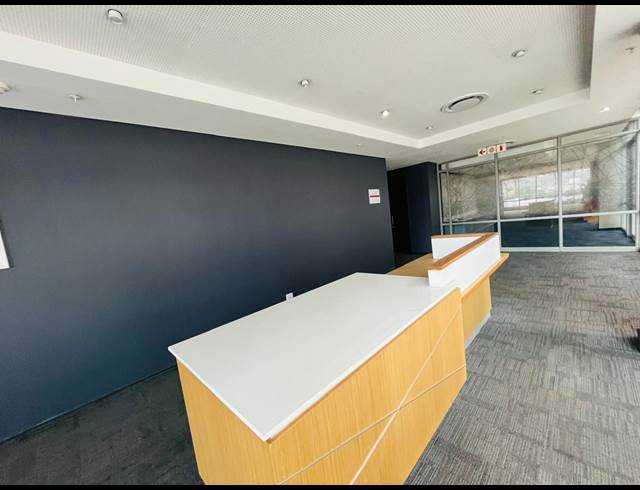 4,435M² OFFICE TO LET IN WATERFALL