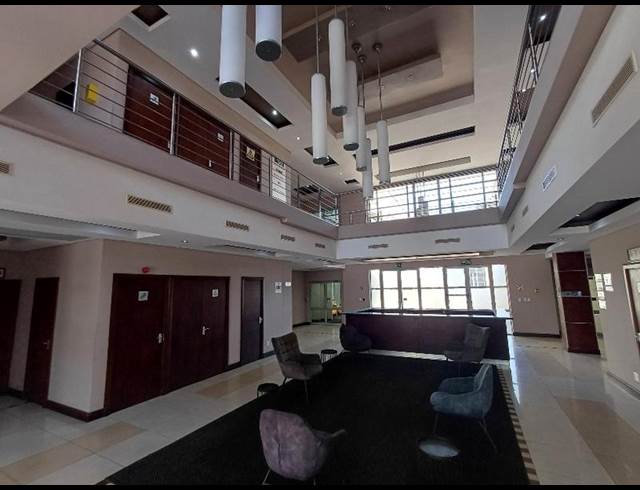 BUSINESS PROPERTY TO RENT IN DIE HOEWES