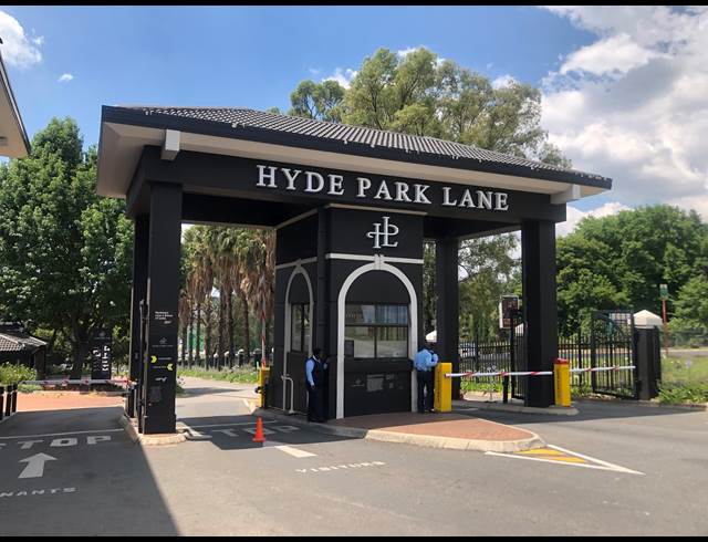 112M² OFFICE TO LET IN HYDE PARK
