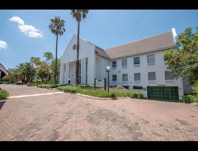 520M² OFFICE TO LET IN WOODMEAD