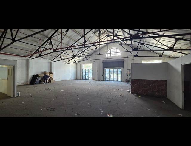 1,022M² WAREHOUSE TO LET IN PAARL CENTRAL