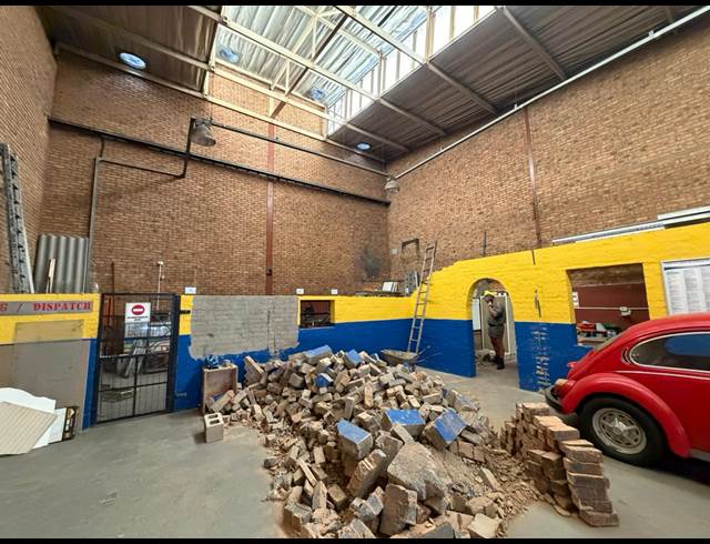 350M² WAREHOUSE TO LET IN MEADOWDALE