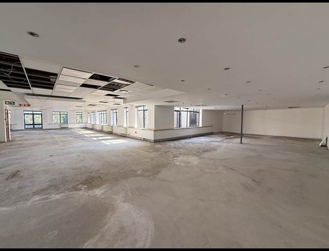 420M² OFFICE TO LET IN ROSEBANK