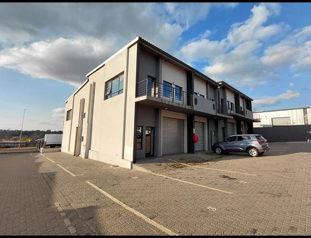 85M² WAREHOUSE TO LET IN CLAYVILLE