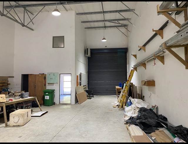 234M² MINI FACTORY TO LET IN BALLITO CENTRAL