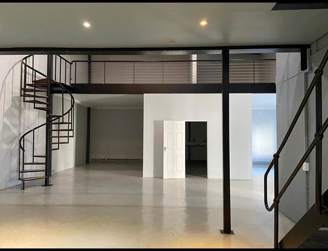 290M² WAREHOUSE TO LET IN WESTLAKE