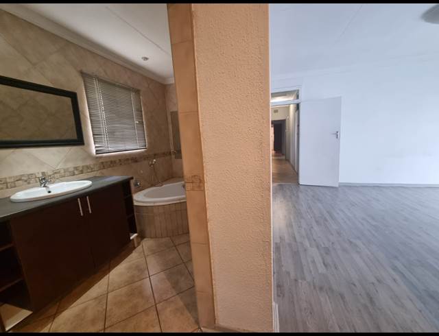 3 BEDROOM HOUSE TO LET IN RISIVILLE