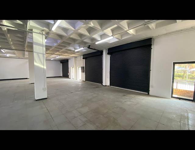 400M² WAREHOUSE TO LET IN HIGHVELD