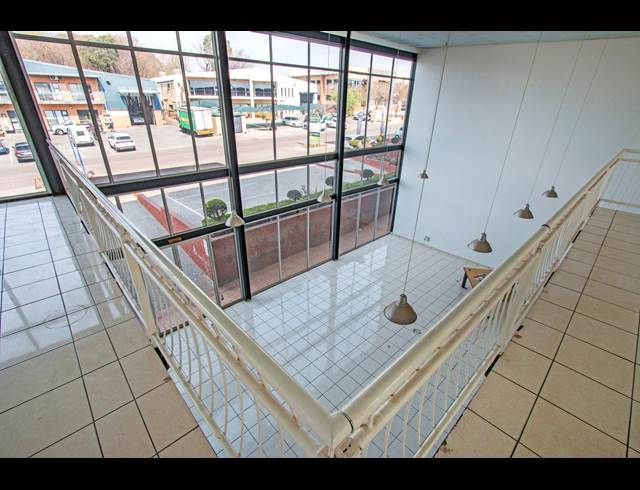 428M² RETAIL TO LET IN NORTH RIDING