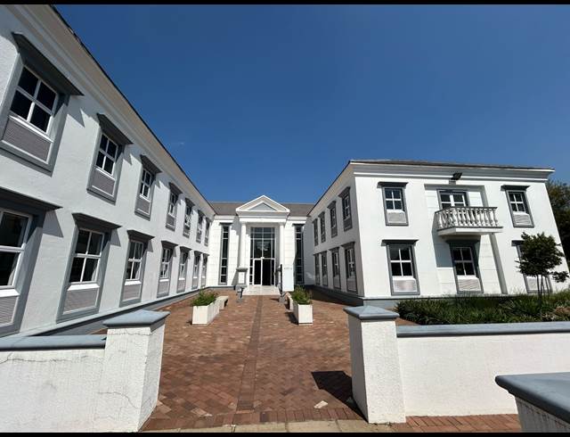 419M² OFFICE TO LET IN BRYANSTON