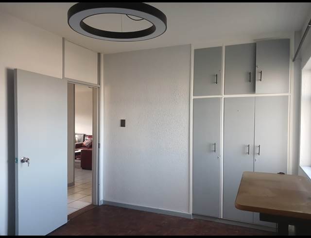 2 bed property to rent in TIJGERHOF