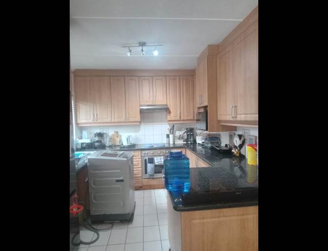 1 BEDROOM PROPERTY TO RENT IN ARBORETUM