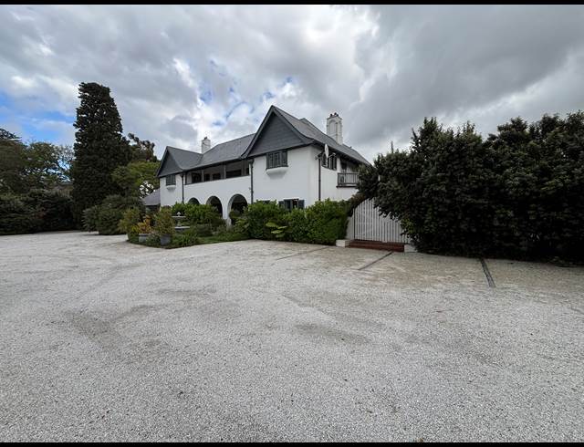 719M² OFFICE TO LET IN PAARDEVLEI