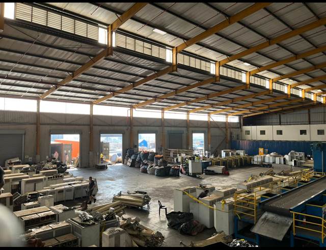 4,042M² WAREHOUSE TO LET IN BALLITO CENTRAL
